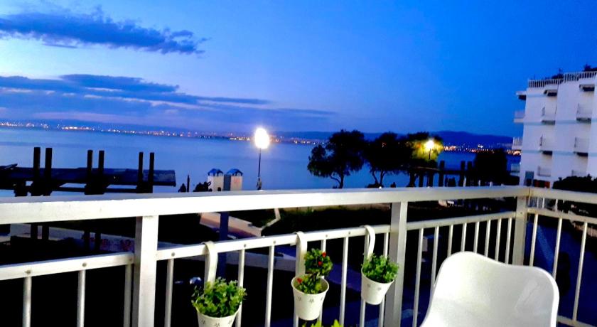 SUN AND SEA No 3 — Hotel in Thessaloniki