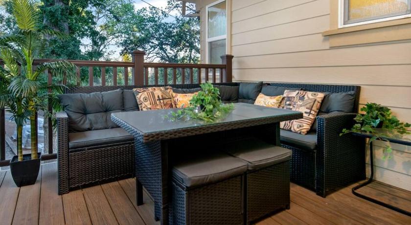 그로브랜드 (CA) New Luxury 5BR Cabin in Pine Mountain Lake! 1 Minute to Beach! Massage Chair! Close to Yosemite! Per 5성급 숙소 객실