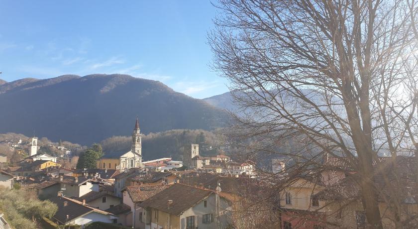 Apartment Bellagio. — Hotel in Asso