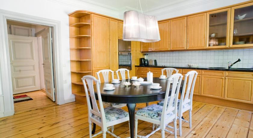 Image of One-Bedroom Apartment 5