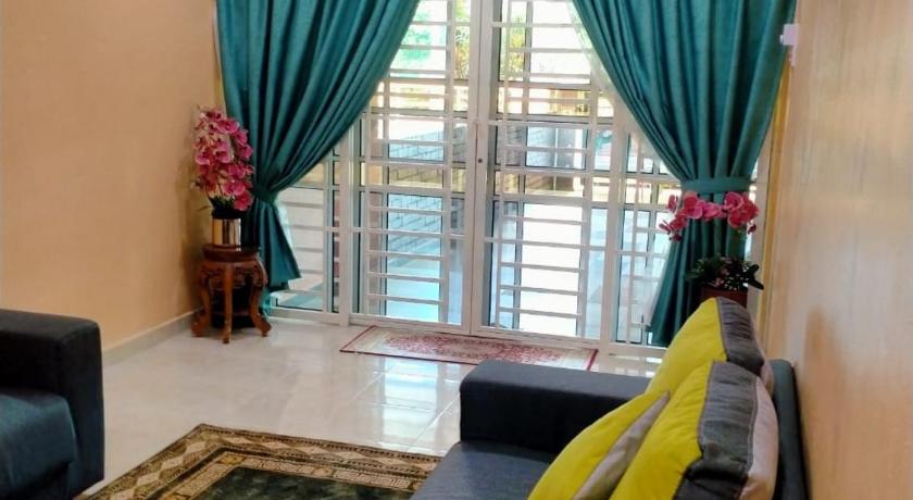 Rahman Homestay Pantai Johor (Muslim sahaja) - image 2