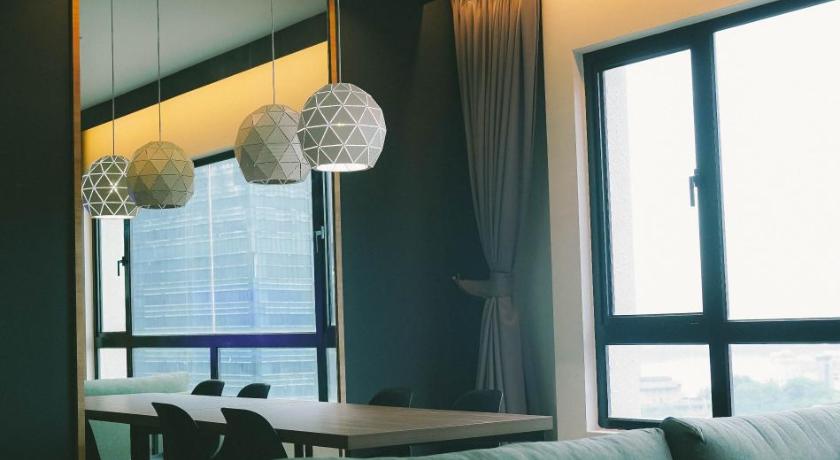 ジョホールバル Suasana Lifestyle Suite by Keystone 5つ星 ホテル レストラン