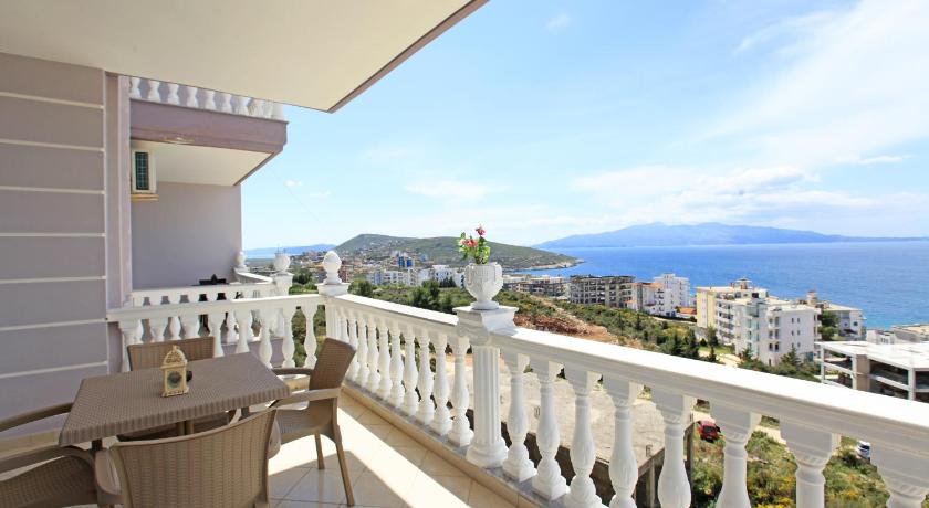 Hotel Keos - image 11