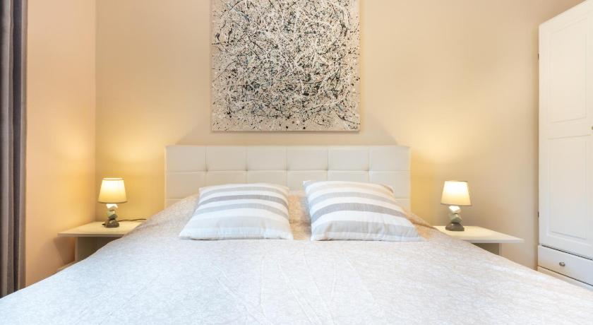 Image of Three-Bedroom Villa 7