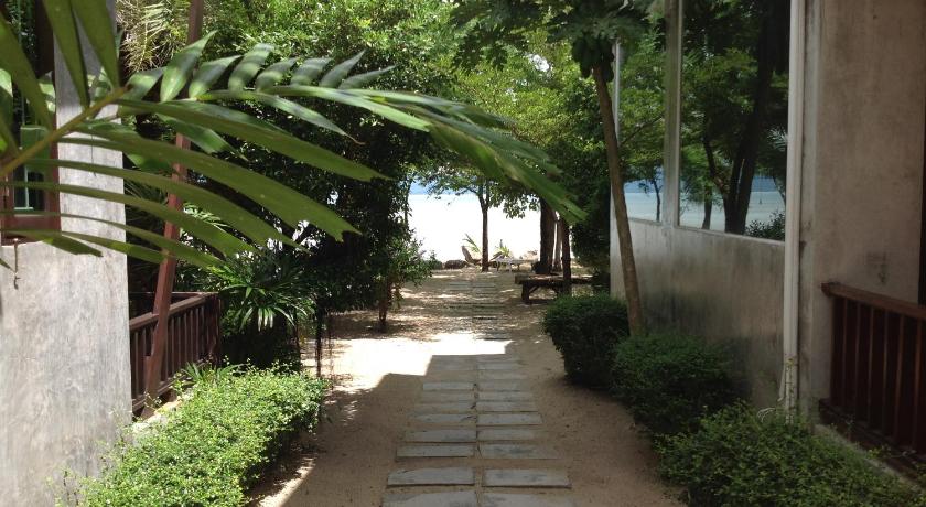 Waikiki Beach Garden Resort photo