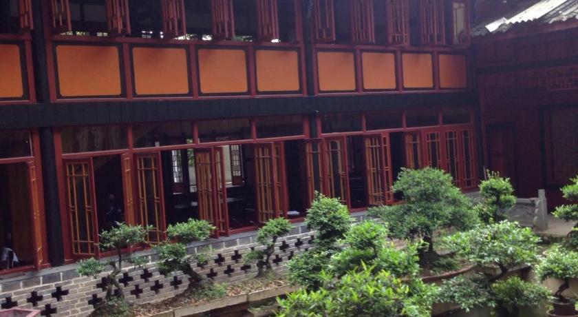 Qingchengshan Yuanming Palace photo