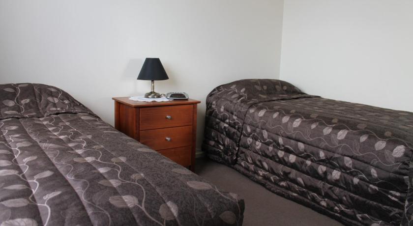 Image of Two Bedroom Motel 5