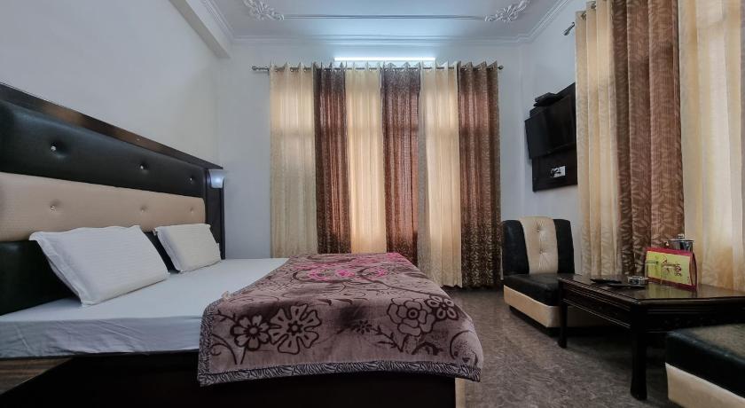 Hotel Vivek Nomadic photo