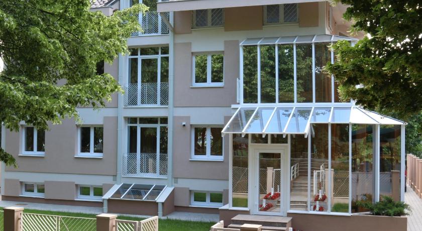 Grand Park rooms &amp; apartments — Hotel in Cacak