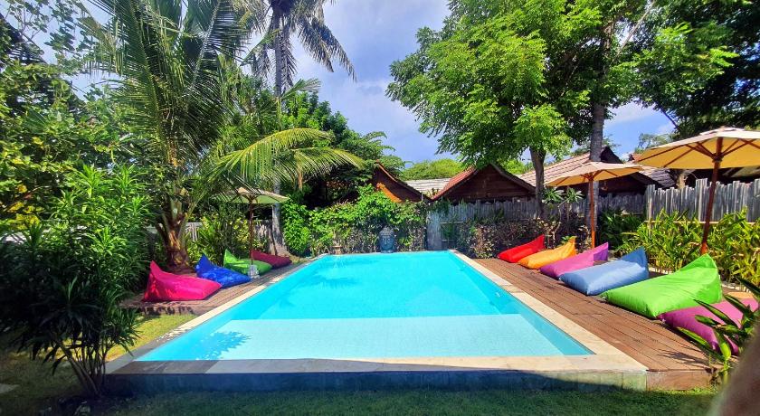 United Colors of Gili photo