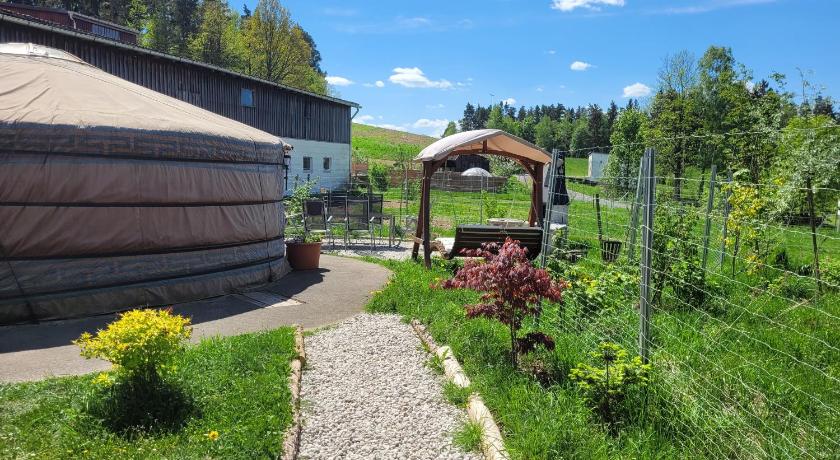 Fichtel-Jurte - Optional mit Hot Tub photo