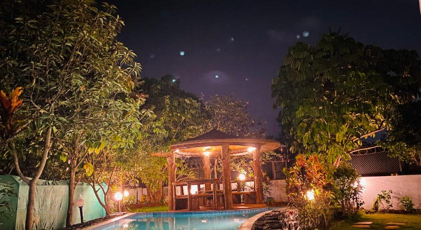 Felicity Stays- Trouvaille Villa — Hotel in Lonavala