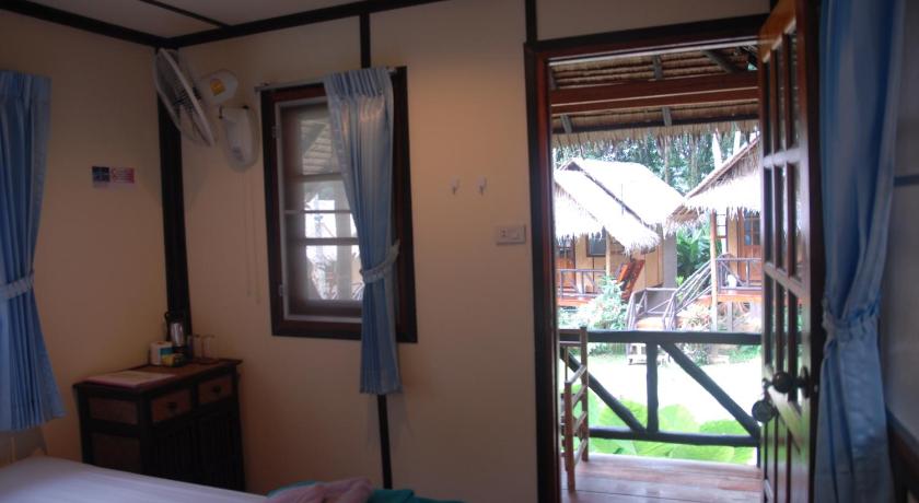 Image of Bungalow with Air Condition 6