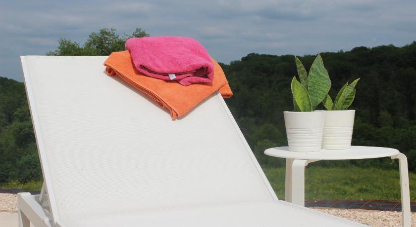 普莱桑斯 Chateau Boussas 4星级 酒店 泳池