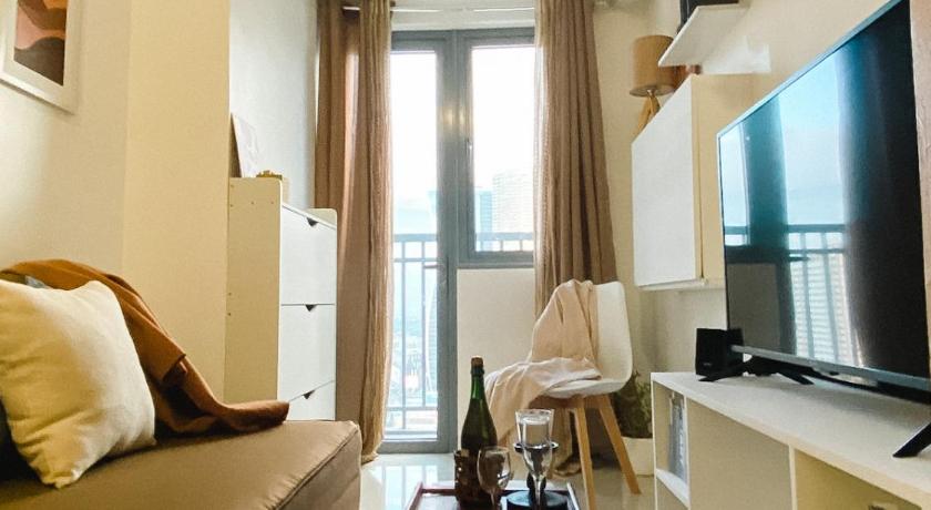 Fame Residences Tower-1 Unit 3207 in Mandaluyong 1 Br w Balcony City view — Hotel in Manila