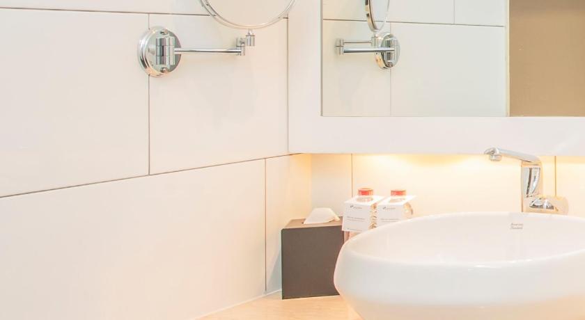 Image of Business Suite 7