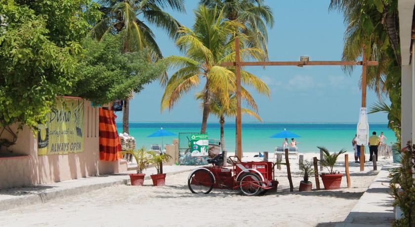 Cabanas Maria Del Mar Hotel