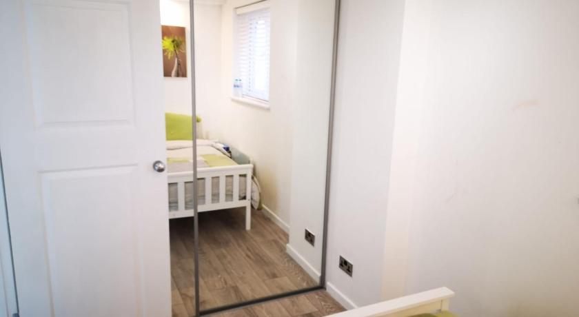 Elegant 1 Bed Flat in Tooting photo