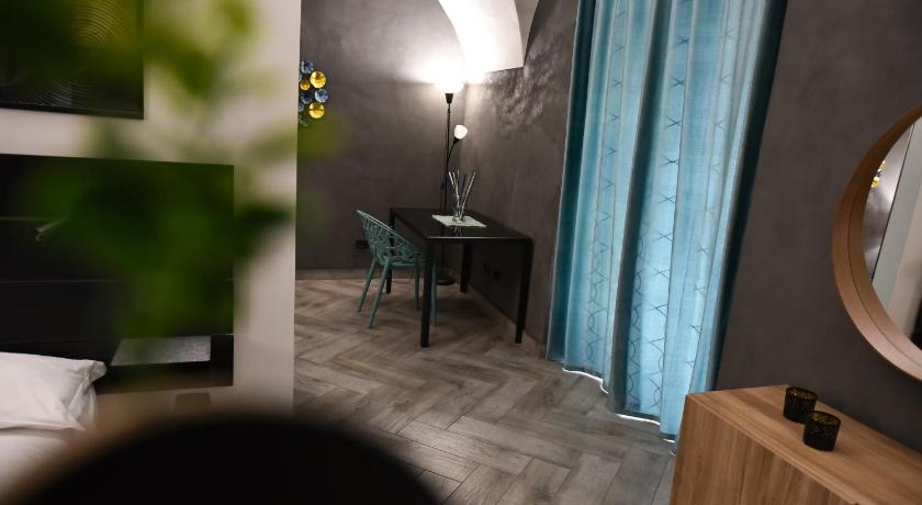 Image of Junior Suite with Balcony 11