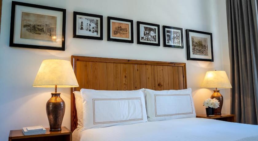 Narbona Wine Lodge photo