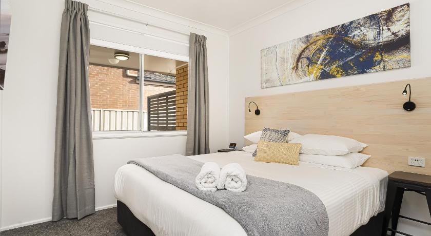 Adamstown Short Stay Apartments — Hotel in Newcastle