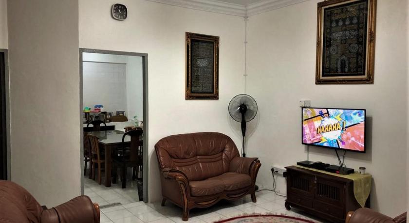 MIRI JUST HOMESTAY photo