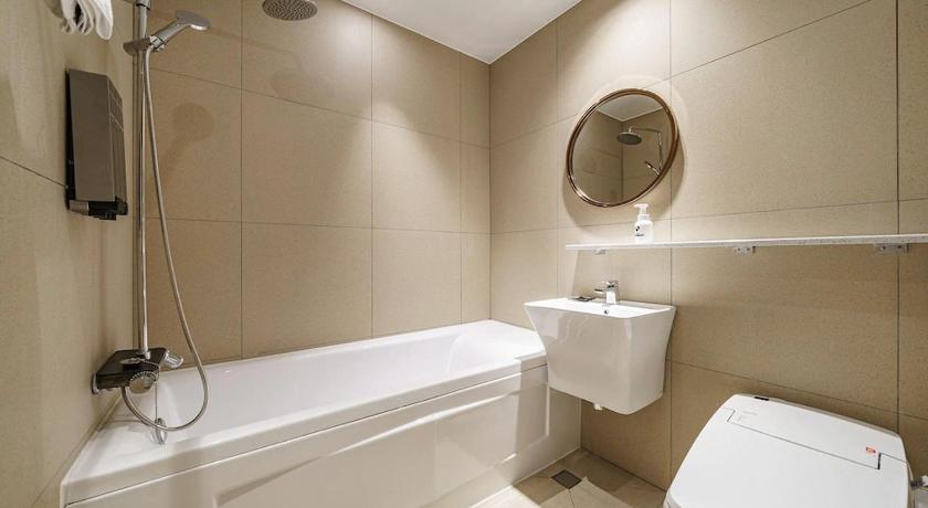 Browndot Hotel Geomdan photo