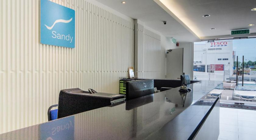 Sandy Hotel