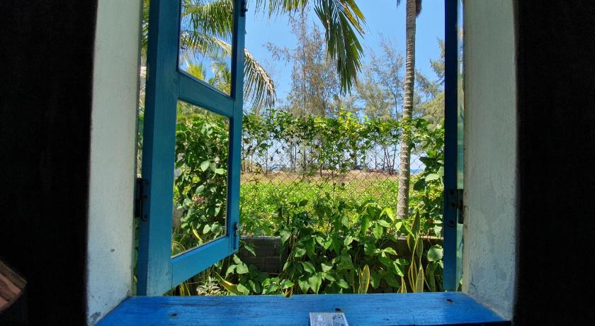 Image of Beach Front Villa 15