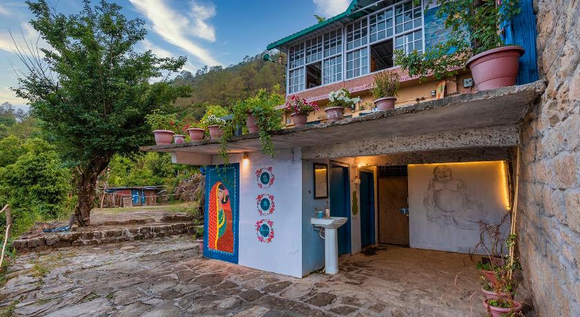 Vista Hostel Jeolikote, Nainital — Hotel in Pantnagar