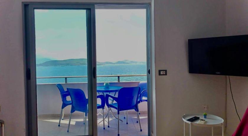 Saranda Rooms - Port photo