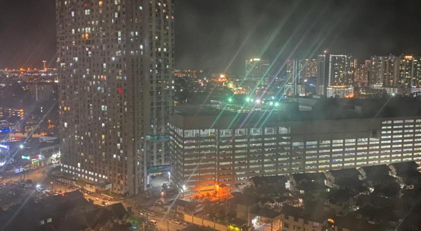12PAX 2BR near USM S PICE ARENA AIRPORT — Hotel in Penang