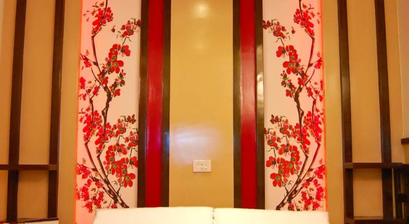 Image of Deluxe Room 5