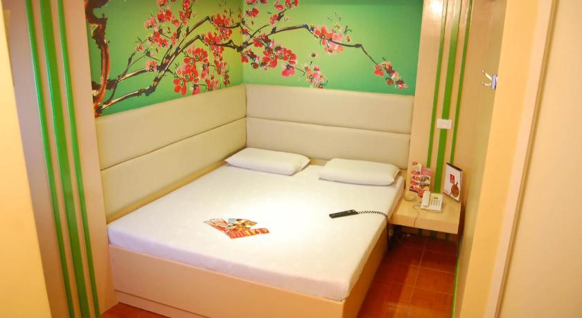Image of Deluxe Room 11