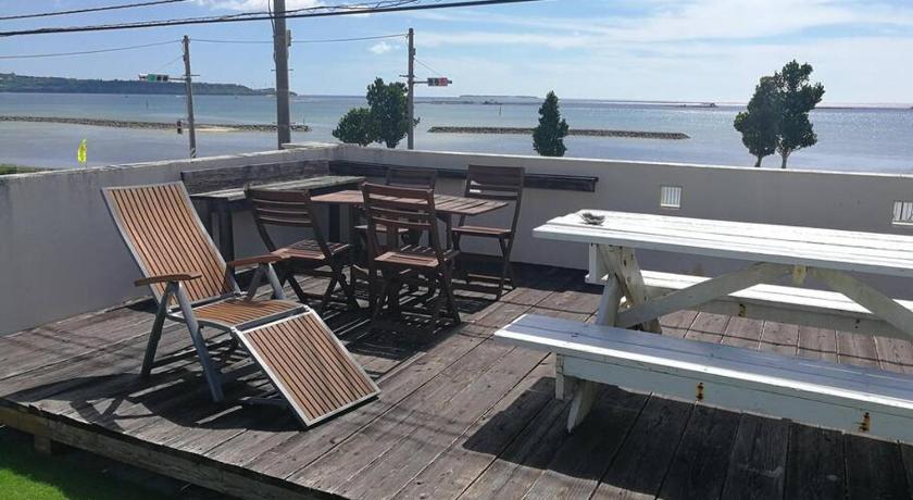 오키나와 본섬 美ら海水族館車で5分/BBQ可能/夕日の見える屋上テラス/4BR一戸建/駐車場3台/最大18名宿泊 2성급 숙소 객실