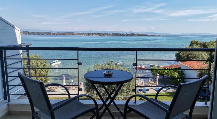 Vourvourou Hotel photo