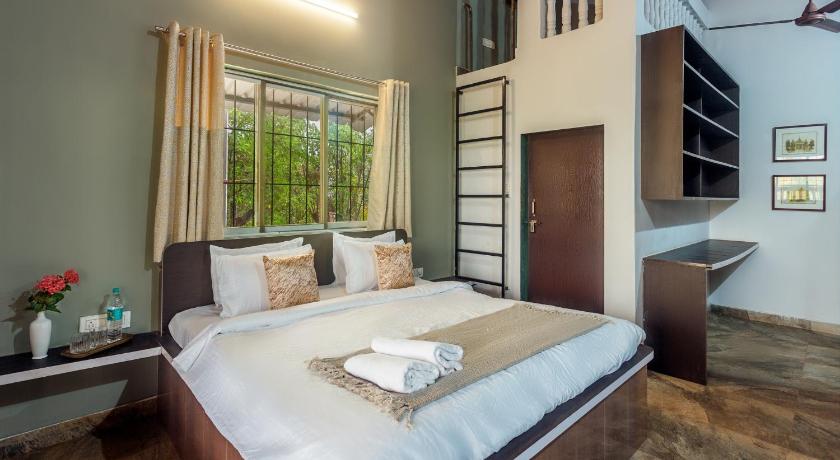 EKOSTAY - Greenfield Villa photo