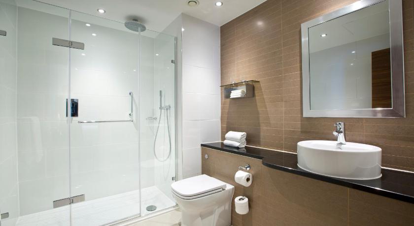Image of Deluxe King Room 2