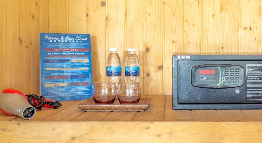 Image of Standard Twin Air Conditioning 6