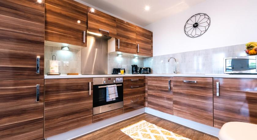 Apart in Central of Southampton 2-beds & 2-bath - Free private parking space photo
