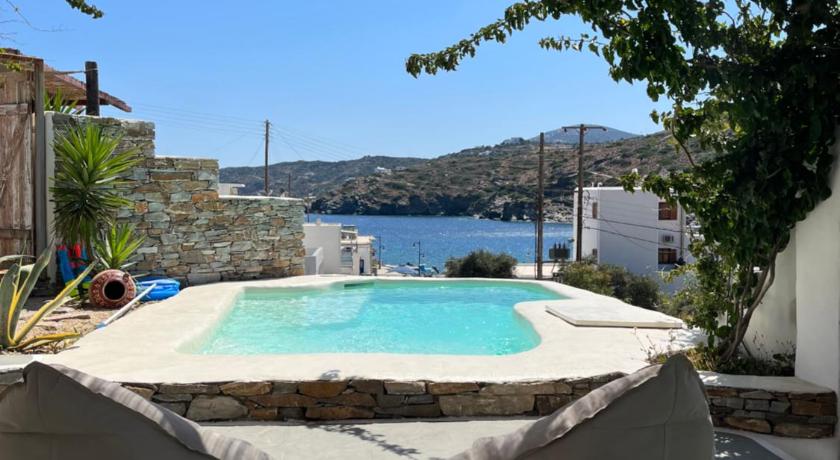 Venereum Apartments — Hotel in Sifnos