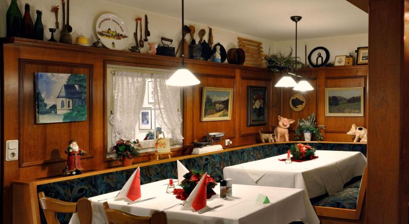 Hotel Zum Backer photo
