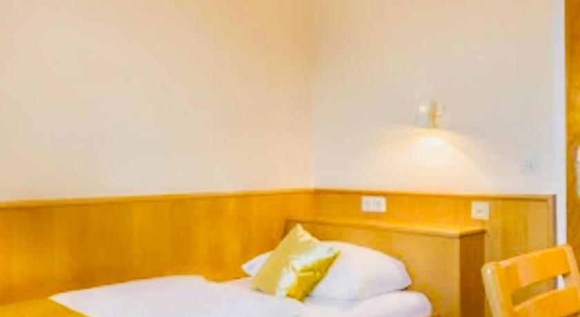 MC Hotel photo