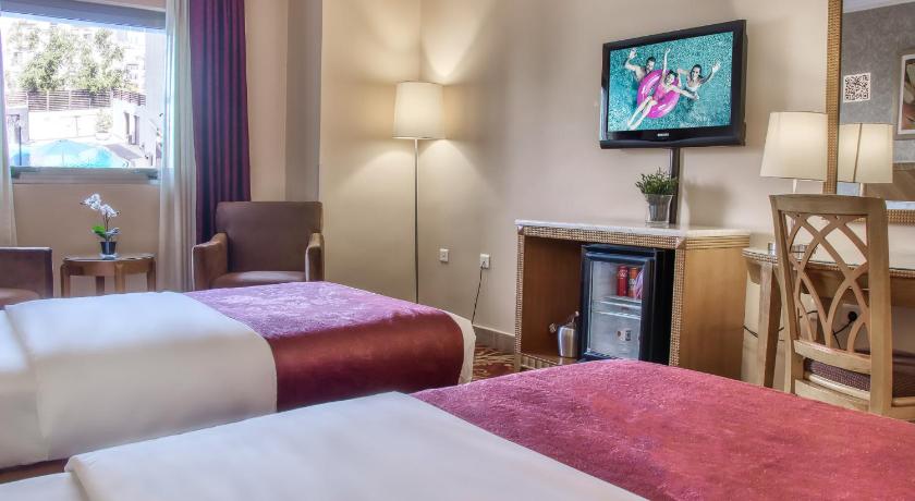 Geneva Hotel photo