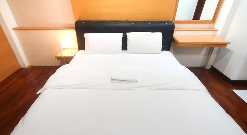 HERITAGE 10 HOMESTAY Studio 4Pax, FREE WIFI NETFLIX photo