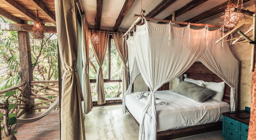 Hidden Treehouse Tulum Eco-Hotel photo