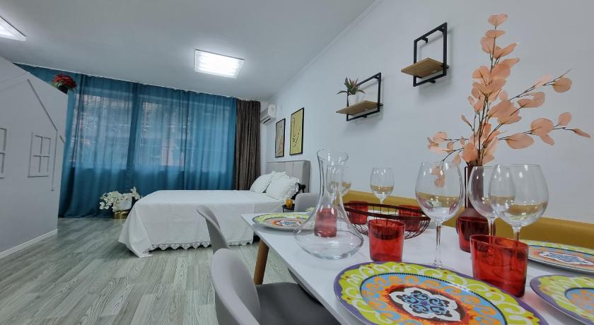 Party guesthouse for big groups — Hotel in Tirana