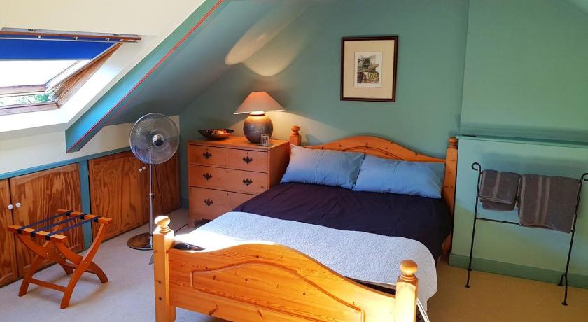 Alma House Bed and Breakfast photo