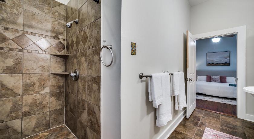 샌안토니오 (TX) Downtown Historic 2Bdrm, Walk to Riverwalk, Alamo; Beautifully Renovated! 4성급 숙소 스위트룸