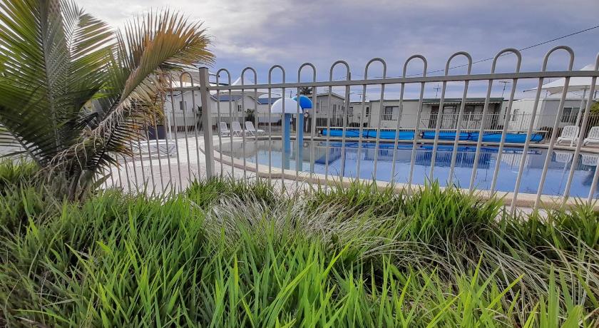Clyde View Holiday Park photo